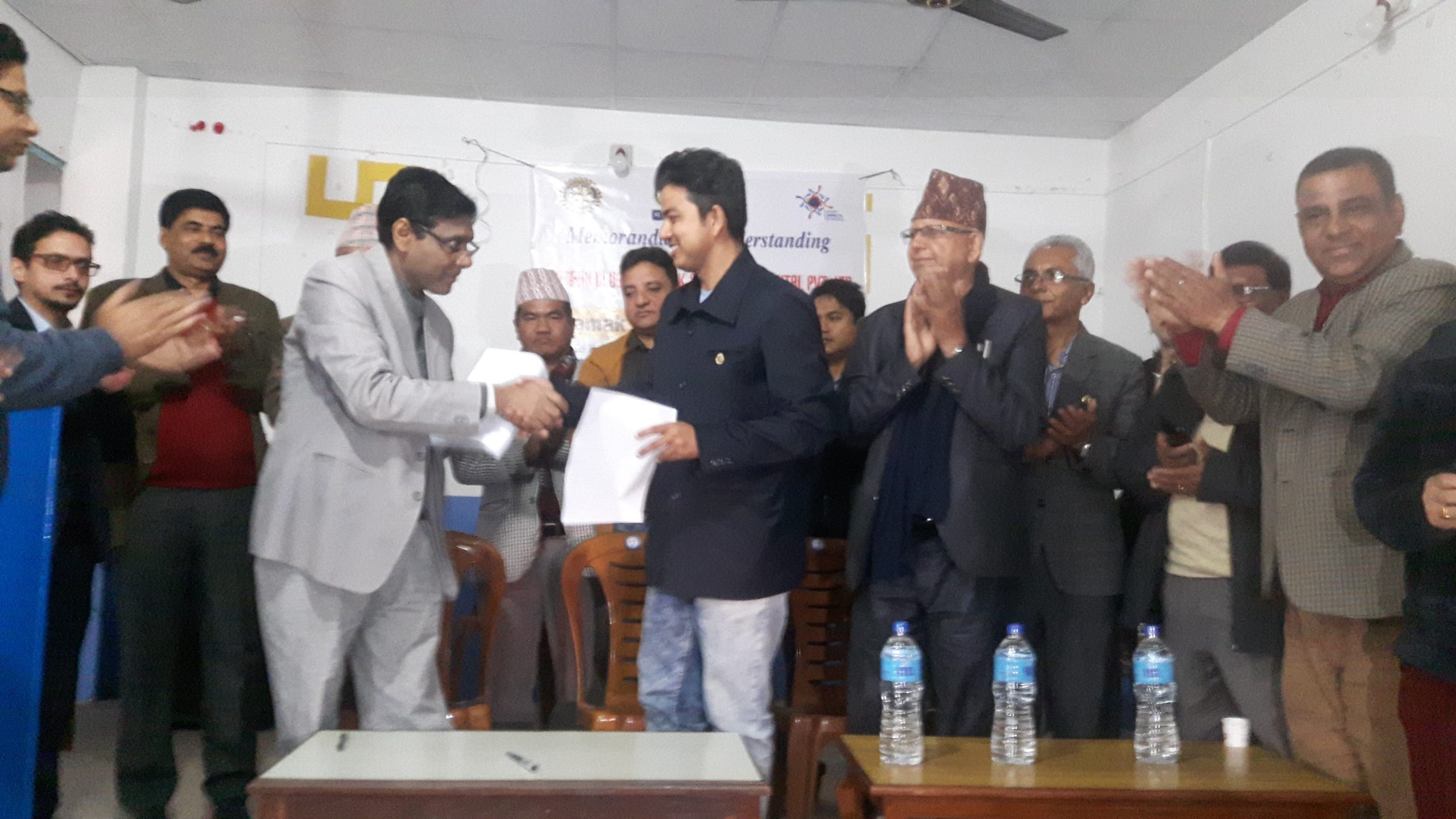 रोटरी क्लब दमक र लाइफलाइनले गर्यो डाइलोसिस सेवाबारे सम्झौता
