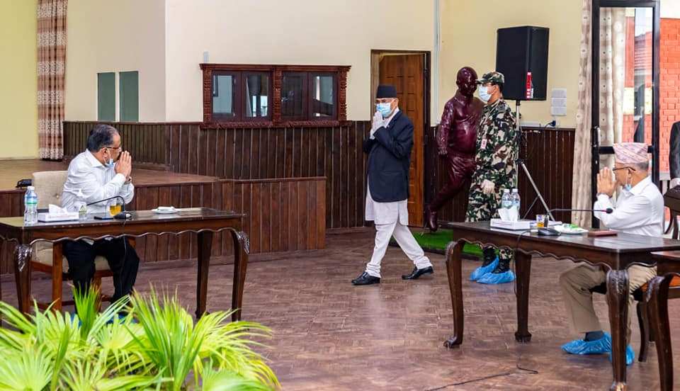 नेकपामा यसी जुट्यो सहमित : प्रवक्ता श्रेष्ठ भन्नुहुन्छ–भोली ३ बजेसम्म कुर्नाेस