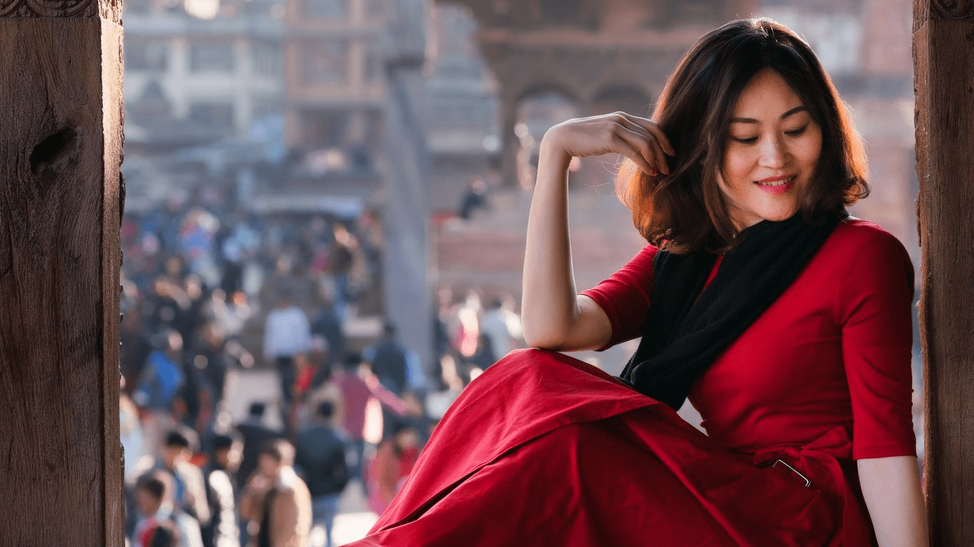 चिनियाँ राजदूत यान्छीले रेशम फिरिरी नेपालकै चर्चित गीत गाएर दिइन् दसैंको शुभकामना (भिडिओसहित)