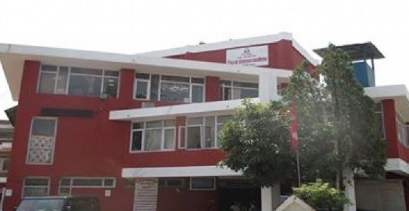 जिल्ला प्रशासन कार्यालय काठमाडौंले स्थगित गर्यो अत्यावश्यक बाहेकका सेवा