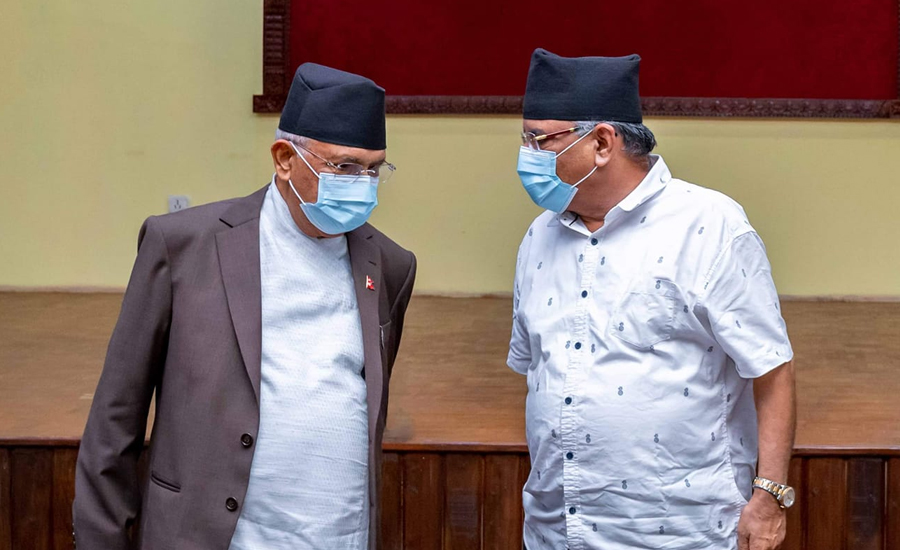 ओली समूहले बिथोल्यो भेला, पार्टी कार्यालय कब्जा