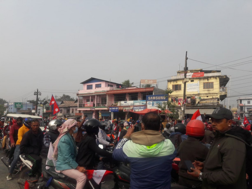 ओलीको गृहजिल्ला उर्लियो कांग्रेसको मानवसागर