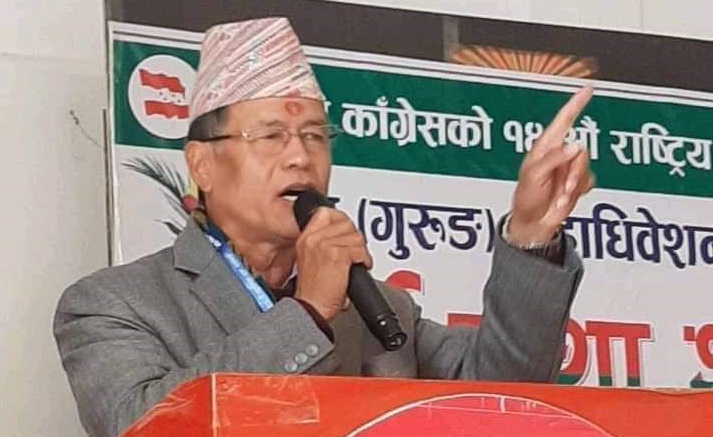 प्रकाशमानमाथि धनराज गुरुङको कटाक्ष