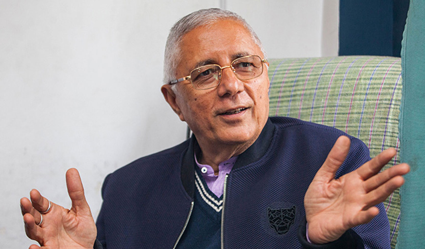 हारे शेखर, तर स्थापित भए