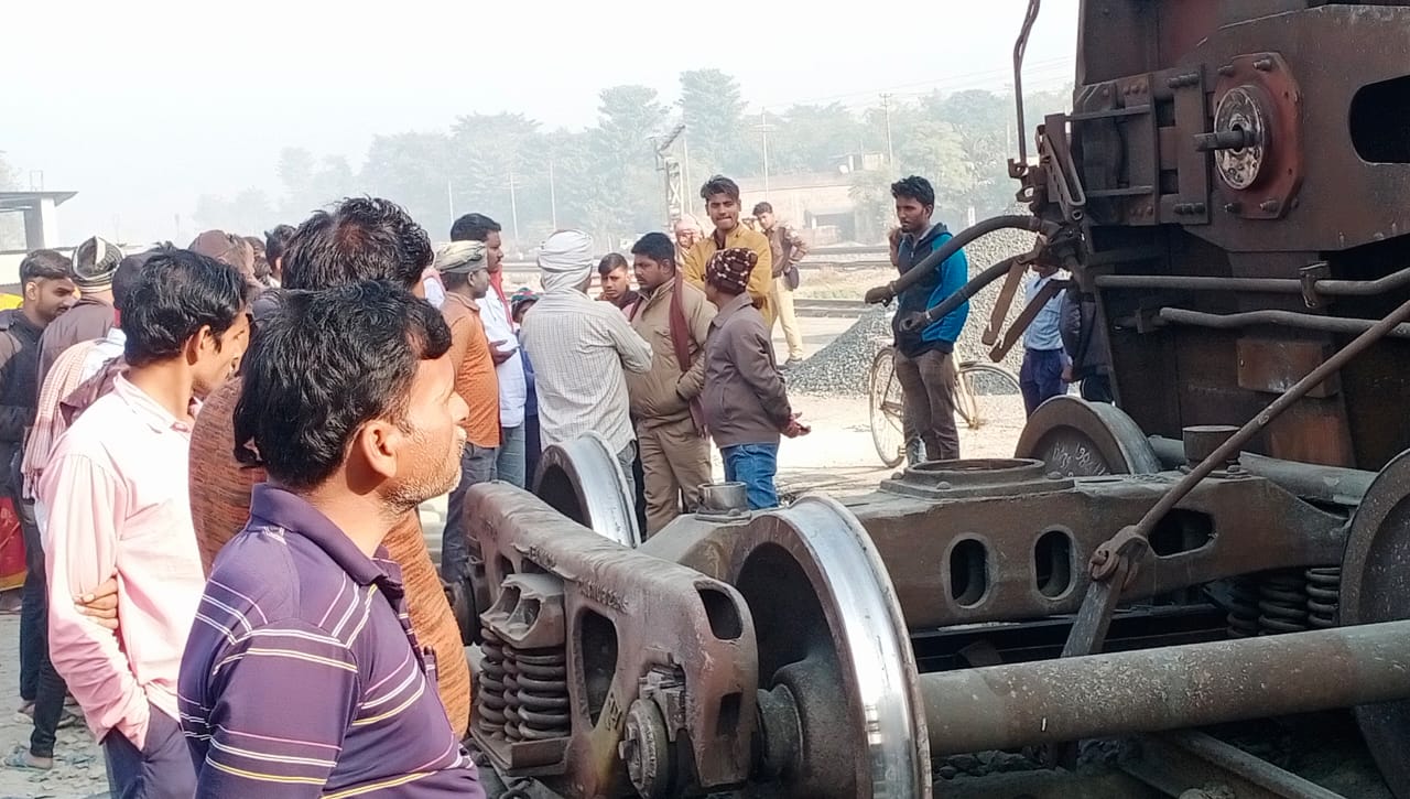 भारतको बथनाहामा रेल दुर्घटना