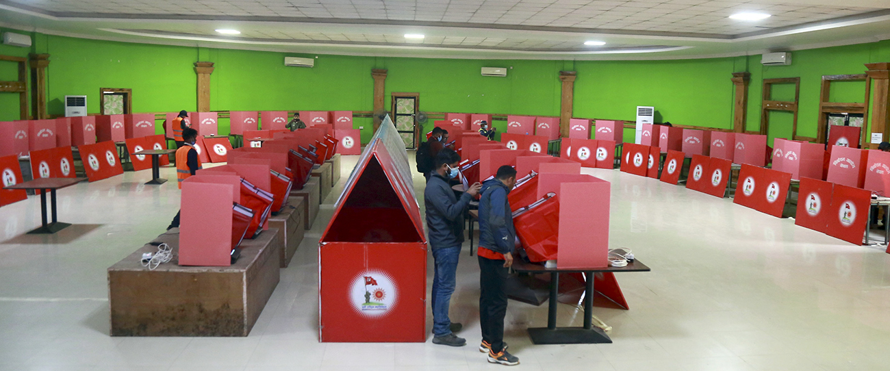 एमाले र राप्रपाले प्रयोग गरे विद्युतीय भोटिङ मेसिन, कांग्रेसमा अझै अलमल